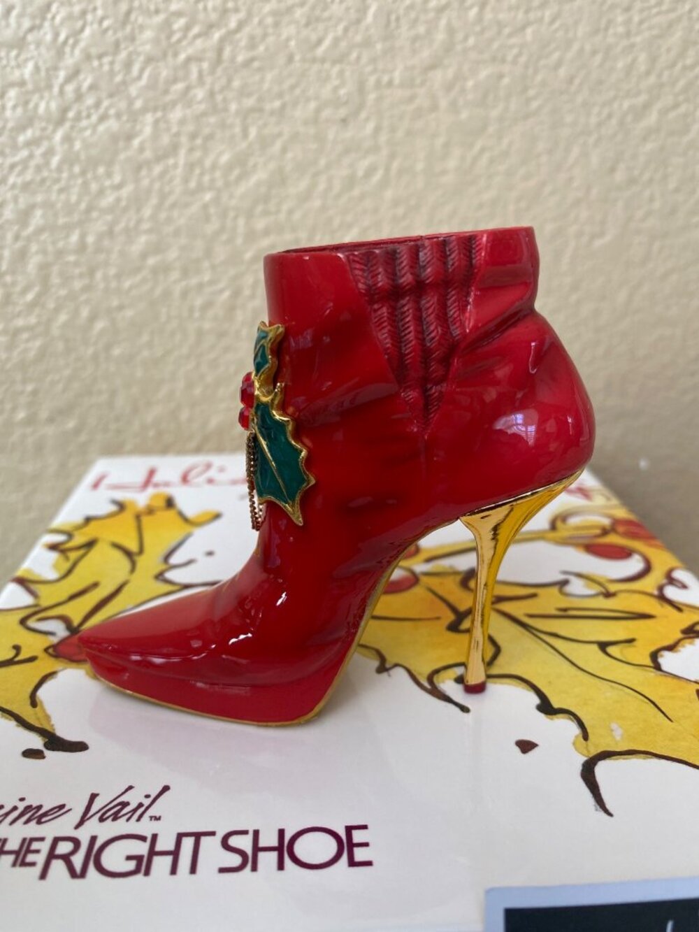 2009 Just the Right Shoe Holiday Gathering by Raine J09613 2009 Christmas Collec